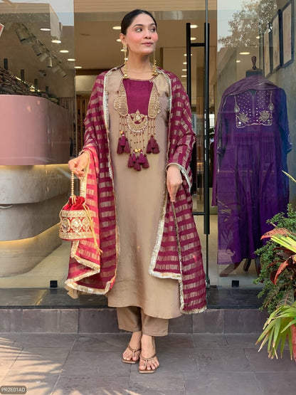 Designer Kurti Pant Set with Kanjivaram Weaving Dupatta