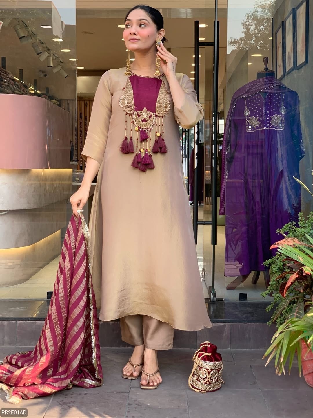 Designer Kurti Pant Set with Kanjivaram Weaving Dupatta