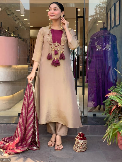 Designer Kurti Pant Set with Kanjivaram Weaving Dupatta