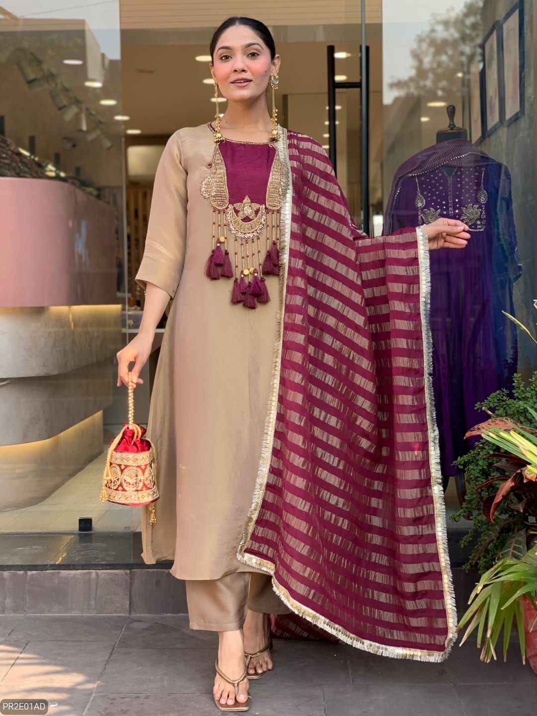 Designer Kurti Pant Set with Kanjivaram Weaving Dupatta