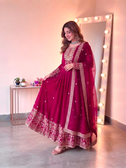 GOWN PANT DUPATTA